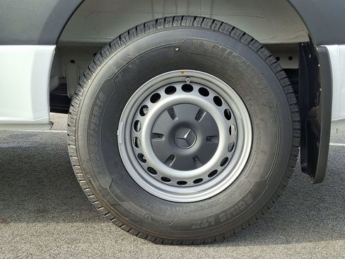 New 2026 Mercedes-Benz Sprinter 2500 image 5