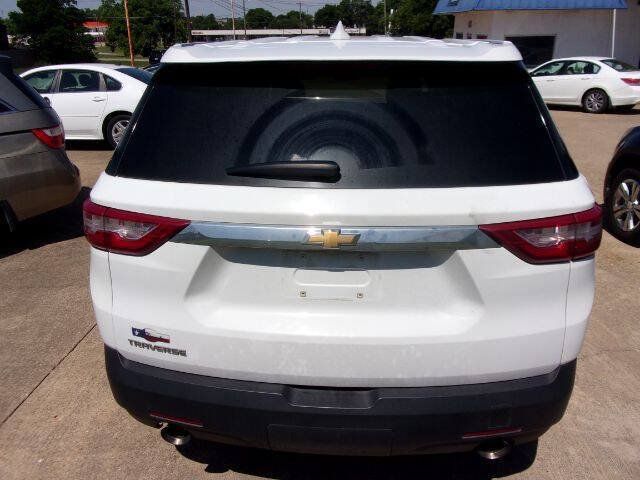 Used 2019 Chevrolet Traverse LS w/ LPO, Floor Liner Package FWD image 6