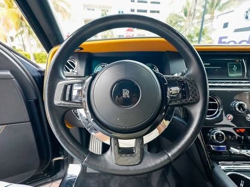 Used 2020 Rolls-Royce Cullinan Black Badge image 57