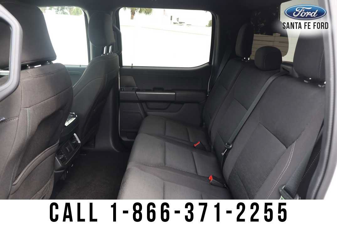 Used 2024 Ford F150 XLT w/ XLT Black Appearance Package RWD image 23