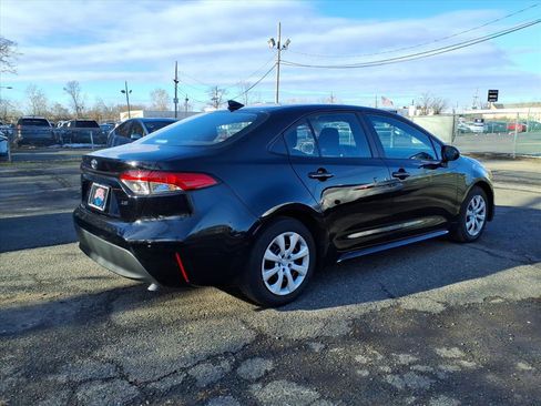 Certified 2024 Toyota Corolla LE image 5
