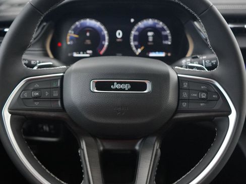 New 2026 Jeep Grand Cherokee Altitude AWD/4WD image 14