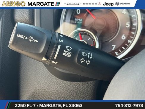 Used 2024 RAM 1500 Laramie AWD/4WD image 29