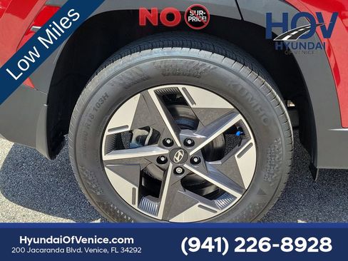Used 2025 Hyundai Tucson SEL AWD/4WD image 11