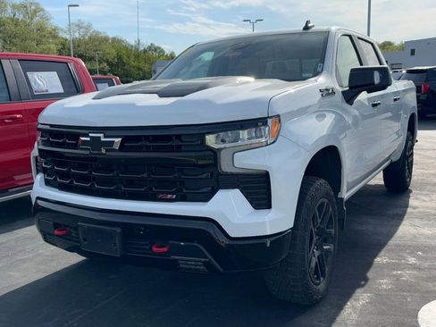 Used 2023 Chevrolet Silverado 1500 LT Trail Boss w/ LT Trail Boss Premium Package image 2