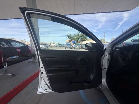 Used 2015 Nissan Versa S Plus FWD image 10