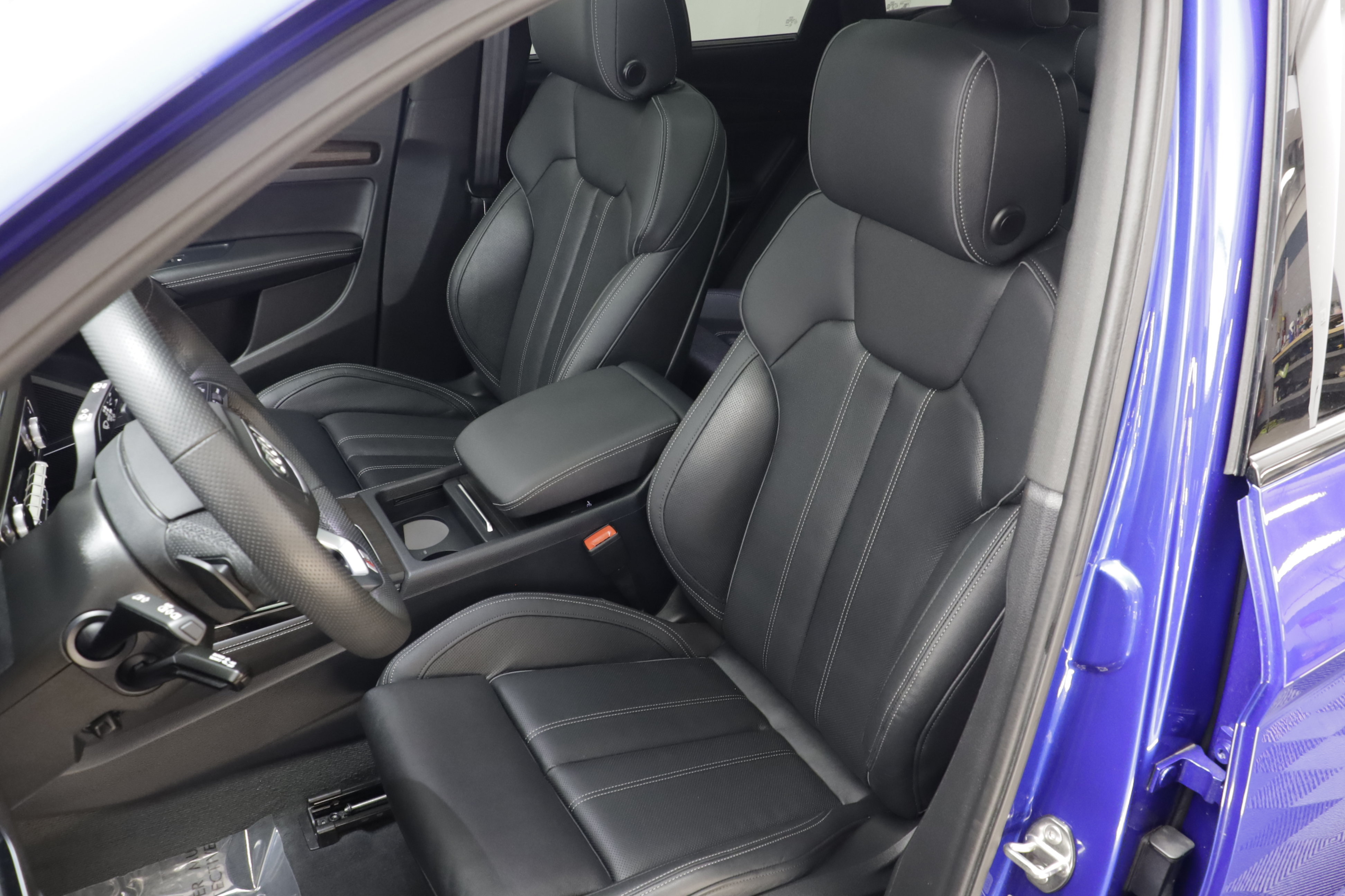 Used 2024 Audi Q5 e Prestige w/ Prestige Package AWD/4WD image 17