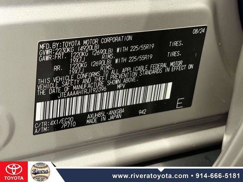 Certified 2024 Toyota Venza XLE AWD/4WD image 27