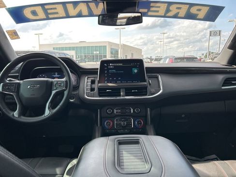 Used 2023 Chevrolet Suburban RST w/ Luxury Package RWD image 14