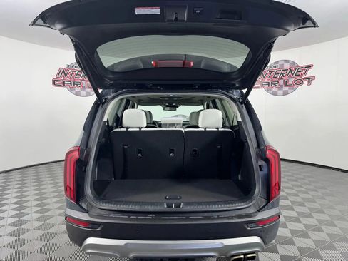 Used 2022 Kia Telluride EX w/ EX Premium Package image 29