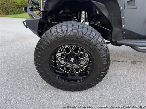 Used 2017 Jeep Wrangler Unlimited Sport w/ Quick Order Package 24S AWD/4WD image 22
