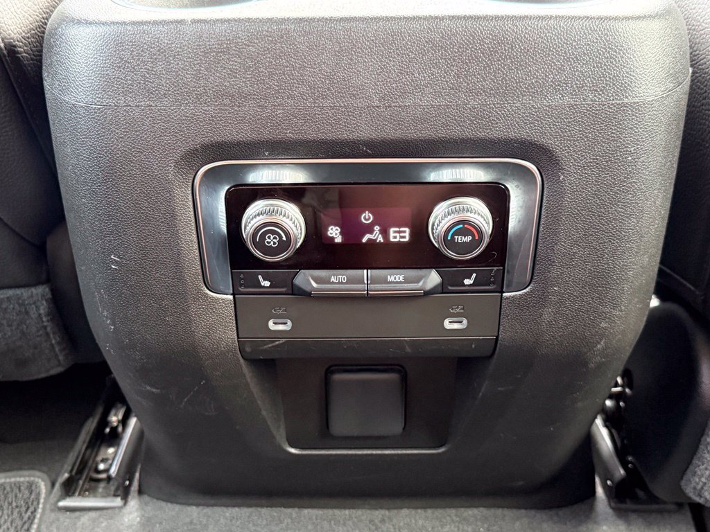 Used 2021 GMC Yukon Denali AWD/4WD image 38
