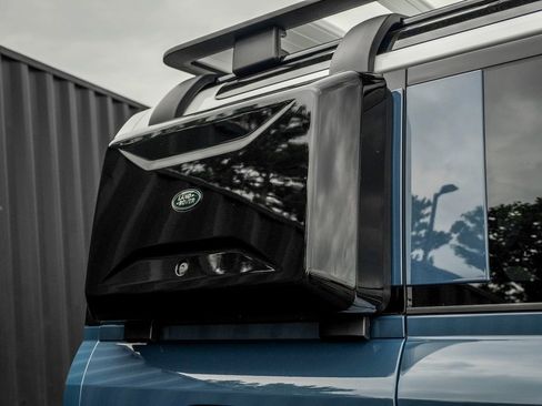 New 2025 Land Rover Defender 110 S image 6