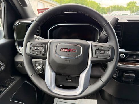 New 2026 GMC Sierra 3500 SLE w/ SLE Value Package AWD/4WD image 16