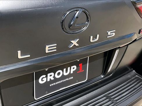 Used 2019 Lexus LX 570 4WD w/ Luxury Package image 31
