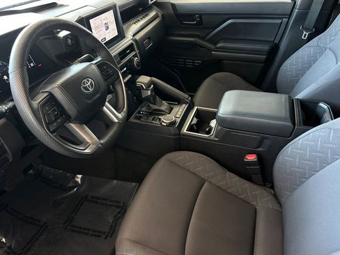 Used 2024 Toyota Tacoma SR5 AWD/4WD image 9