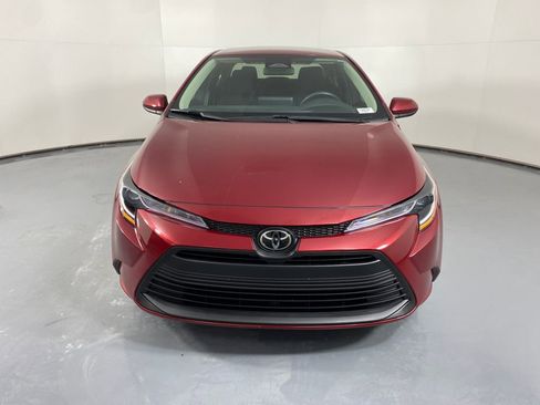 Certified 2024 Toyota Corolla LE image 2