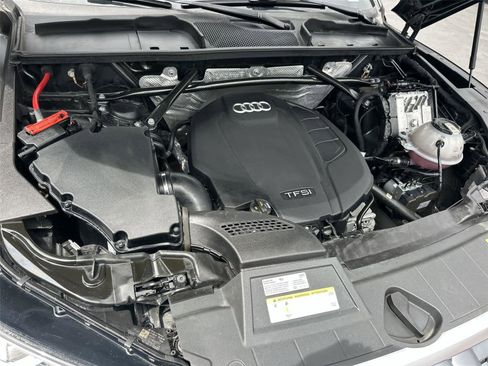 Used 2018 Audi Q5 2.0T Premium Plus AWD/4WD image 10