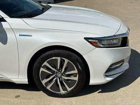 Used 2019 Honda Accord EX image 38