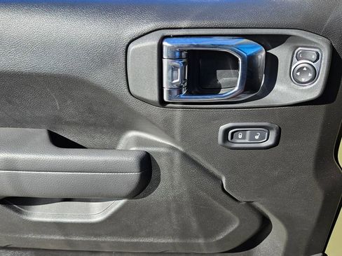 New 2026 Jeep Wrangler Sport S image 31