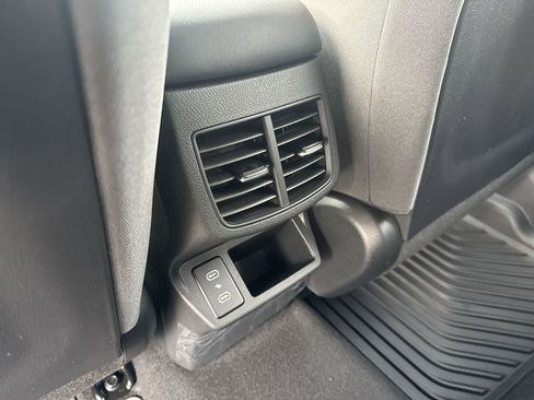 New 2026 Kia Seltos LX image 24