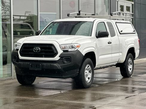 Used 2023 Toyota Tacoma SR RWD image 7