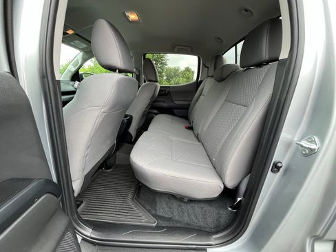 Used 2023 Toyota Tacoma SR AWD/4WD image 17