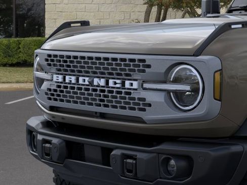 New 2026 Ford Bronco Badlands AWD/4WD image 19