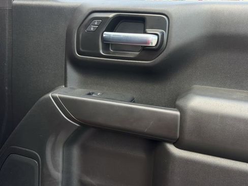 Used 2022 Chevrolet Silverado 1500 Custom image 25