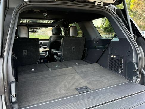 Certified 2025 Ford Expedition Tremor AWD/4WD image 36