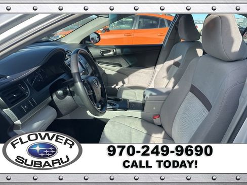 Used 2014 Toyota Camry L image 20