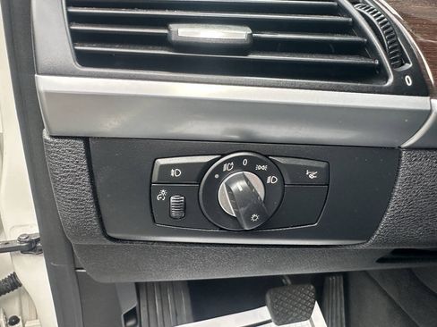 Used 2013 BMW X6 xDrive50i w/ Premium Pkg AWD/4WD image 19