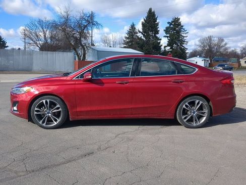 Used 2019 Ford Fusion Titanium image 9