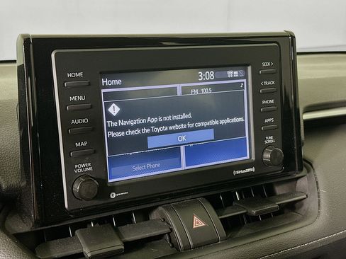 Used 2020 Toyota RAV4 XLE w/ Carpet Mat Package AWD/4WD image 22