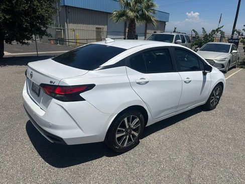 Used 2024 Nissan Versa SV FWD image 11