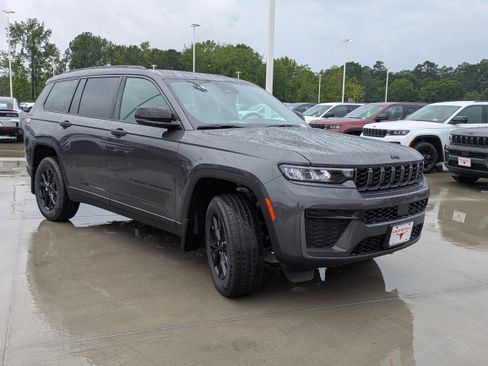 New 2026 Jeep Grand Cherokee L 4WD image 7
