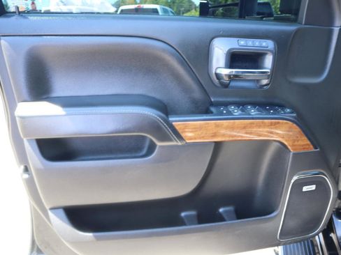 Used 2018 Chevrolet Silverado 3500 High Country w/ Duramax Plus Package AWD/4WD image 12