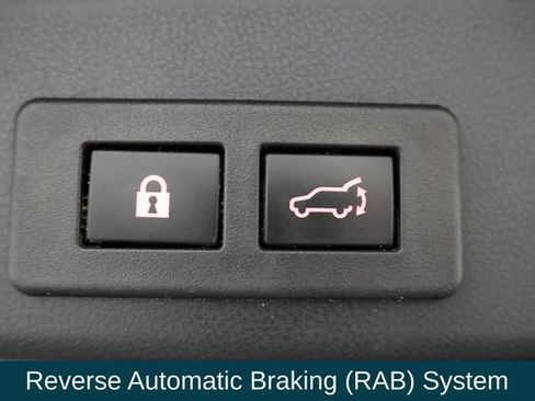 Used 2021 Subaru Ascent Premium w/ Convenience Package AWD/4WD image 14
