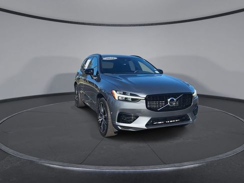 Used 2021 Volvo XC60 T8 R-Design w/ Advanced Package AWD/4WD image 3