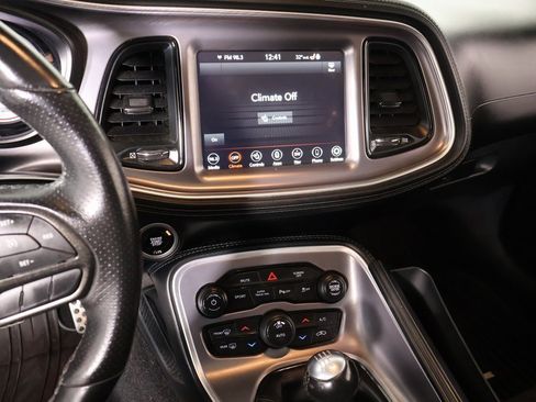 Used 2022 Dodge Challenger R/T w/ Plus Package image 5