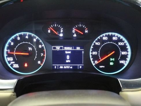 Used 2023 Chevrolet Traverse LS w/ Safety Package FWD image 12