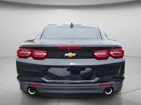 Used 2019 Chevrolet Camaro LT RWD image 5