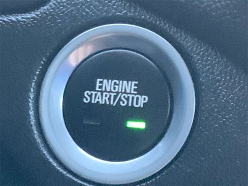 Used 2024 Chevrolet Equinox LT image 17