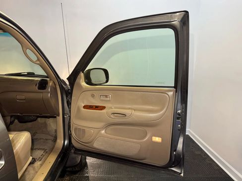 Used 2003 Toyota Tundra Limited image 23