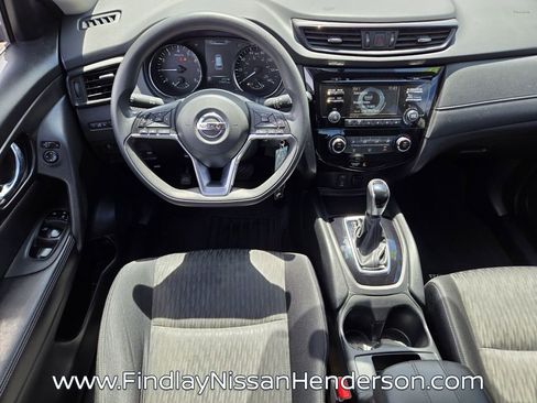 Used 2017 Nissan Rogue S AWD/4WD image 13