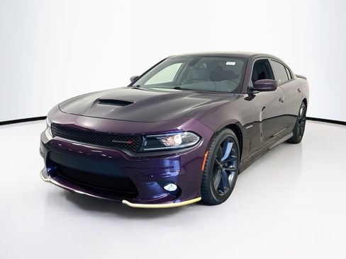 Used 2022 Dodge Charger R/T w/ Performance Handling Group image 1
