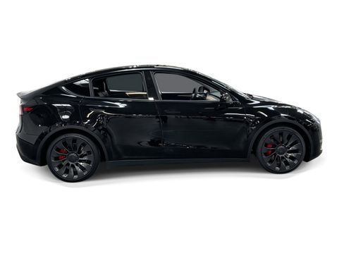 Certified 2023 Tesla Model Y Performance AWD/4WD image 7