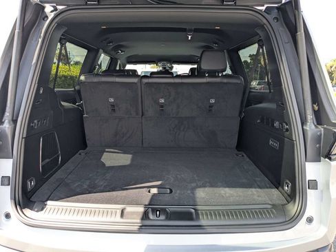 New 2026 Jeep Grand Wagoneer L 4WD w/ HD Trailer Tow Package image 13