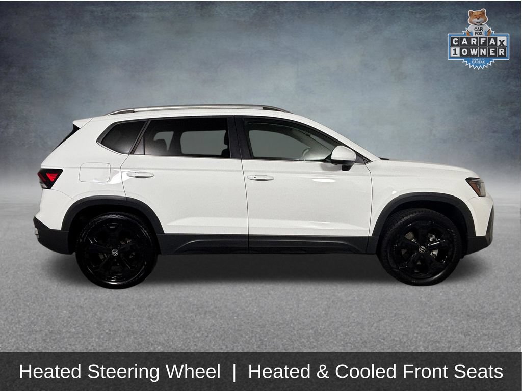 Used 2025 Volkswagen Taos SEL AWD/4WD image 10