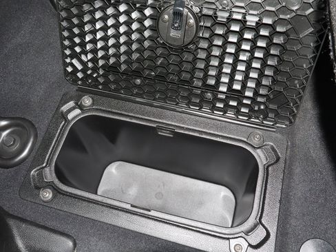 Used 2024 RAM 2500 Big Horn image 9